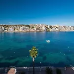Blue Harbour 3 Bedroom Seafront With Large Yard On The Promenade - By Getawaysmalta 公寓 圣保罗湾城