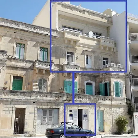 Blue Harbour 3 Bedroom Seafront With Large Yard On The Promenade - By Getawaysmalta * St. Paul's Bay